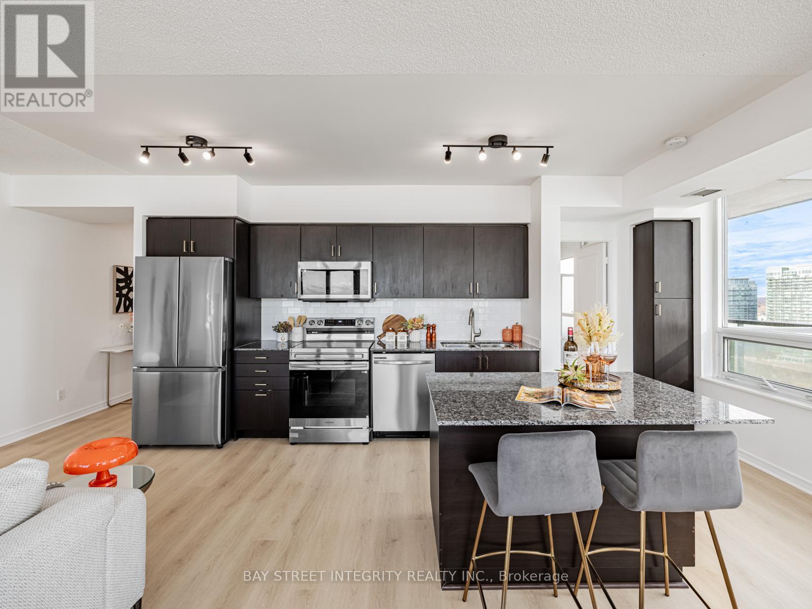 2706 - 2230 Lakeshore Boulevard W, Toronto, Ontario  M8V 0B2 - Photo 8 - W12544078