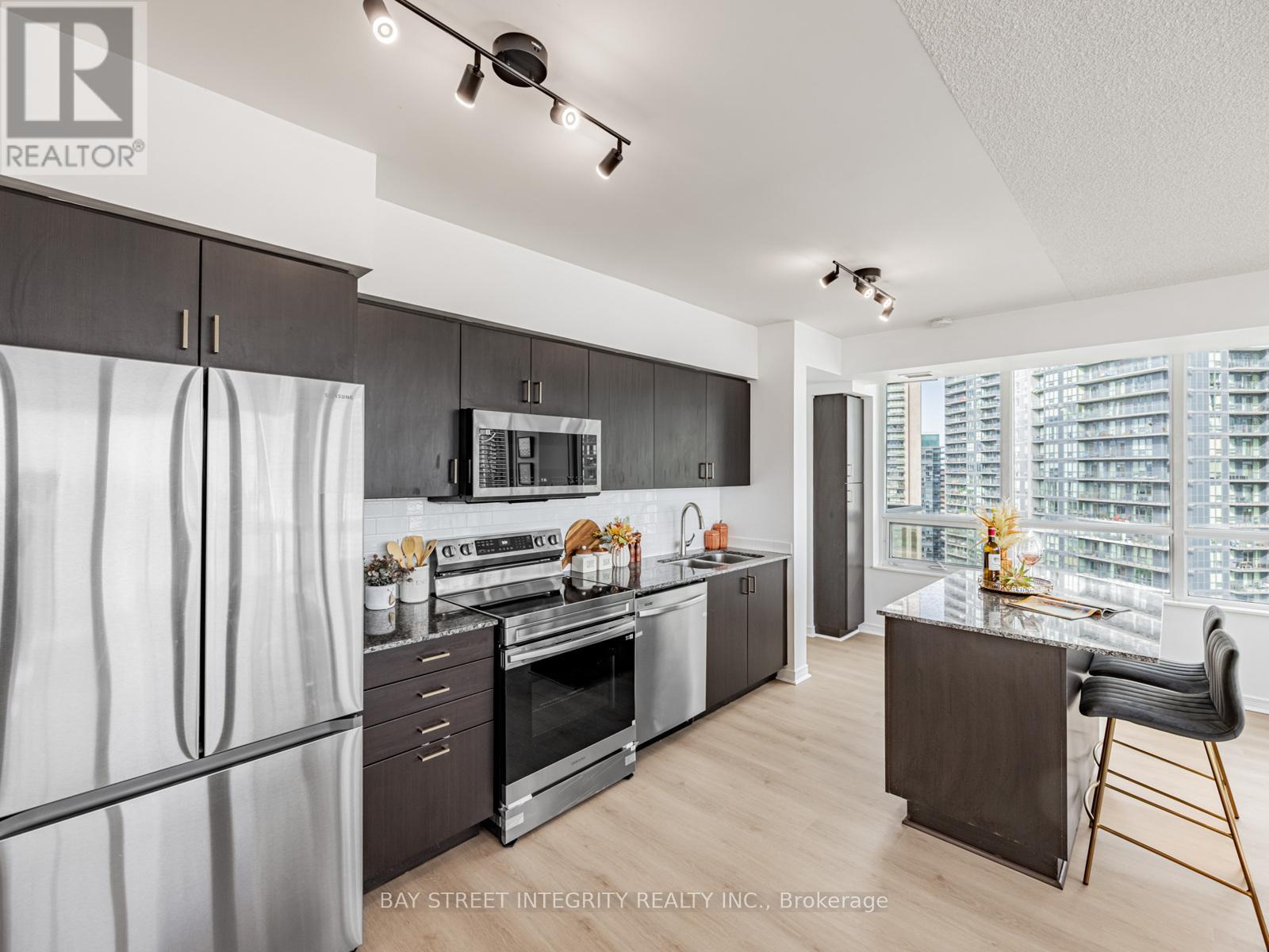 2706 - 2230 Lakeshore Boulevard W, Toronto, Ontario  M8V 0B2 - Photo 9 - W12544078