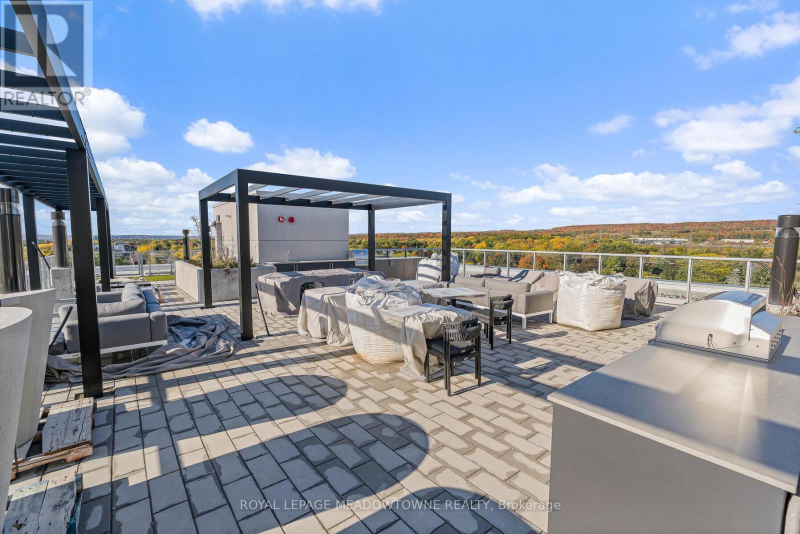 218 - 500 Plains Road, Burlington, Ontario  L7T 2E1 - Photo 34 - W12544092