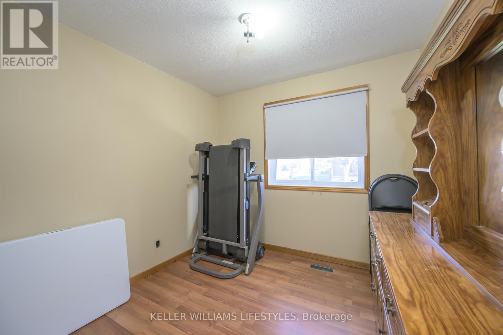 118 Main Street, West Elgin, Ontario  N0L 2P0 - Photo 13 - X12544116