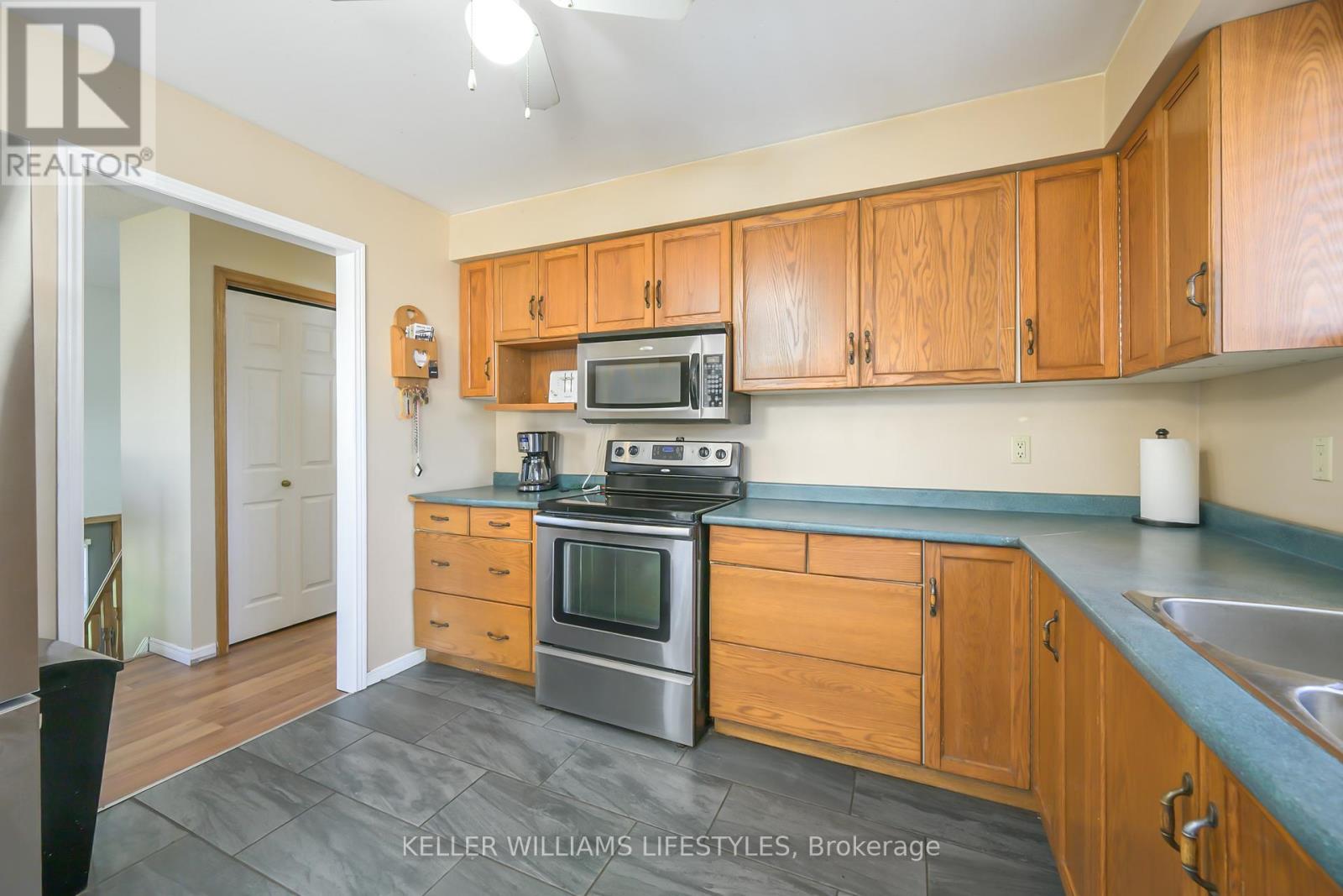 118 Main Street, West Elgin, Ontario  N0L 2P0 - Photo 6 - X12544116