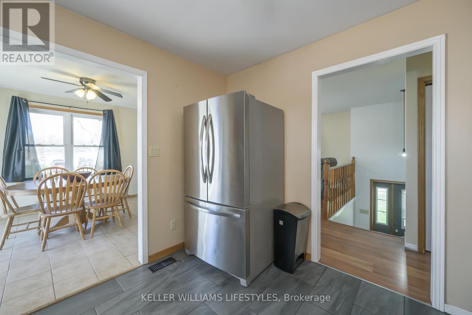 118 Main Street, West Elgin, Ontario  N0L 2P0 - Photo 8 - X12544116