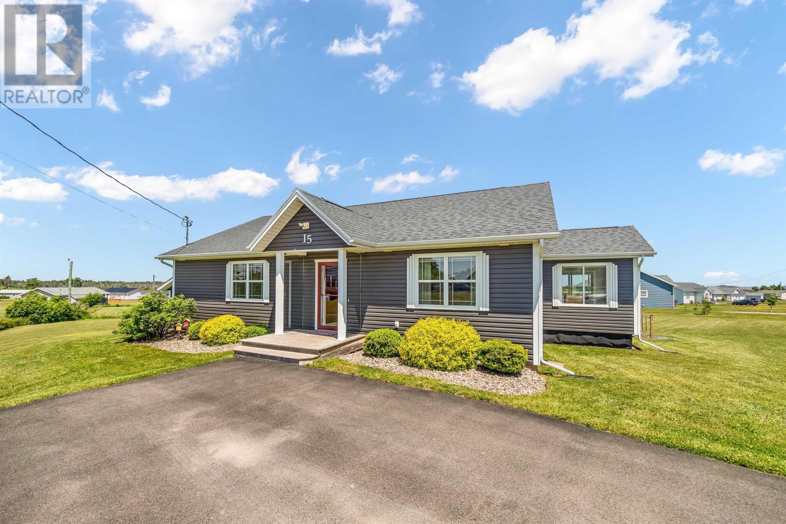 15 Estates Way, Brackley Beach, Prince Edward Island  C1E 2R4 - Photo 4 - 202515009