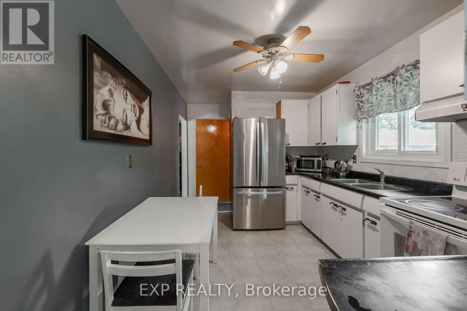 2896 Portage Road, Niagara Falls, Ontario  L2J 2J5 - Photo 13 - X12544140