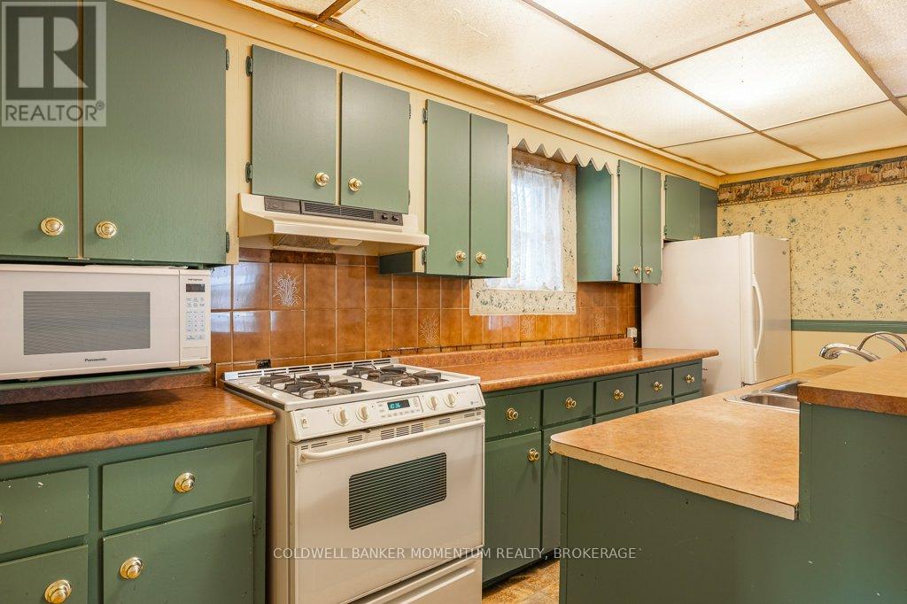 51 Sixth Street, Welland, Ontario  L3B 5A7 - Photo 15 - X12544146