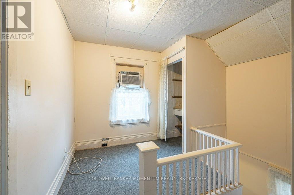 51 Sixth Street, Welland, Ontario  L3B 5A7 - Photo 18 - X12544146