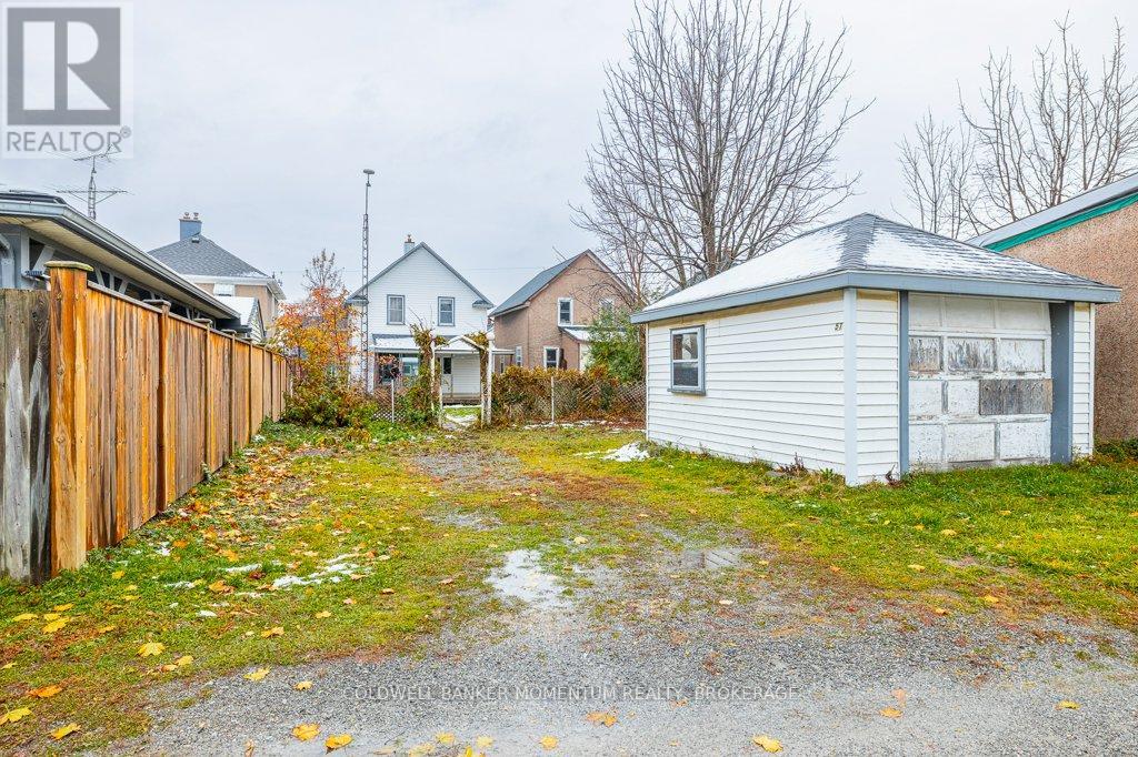 51 Sixth Street, Welland, Ontario  L3B 5A7 - Photo 37 - X12544146