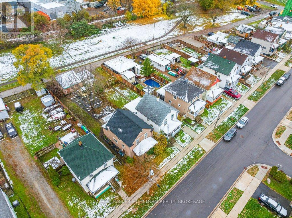 51 Sixth Street, Welland, Ontario  L3B 5A7 - Photo 40 - X12544146