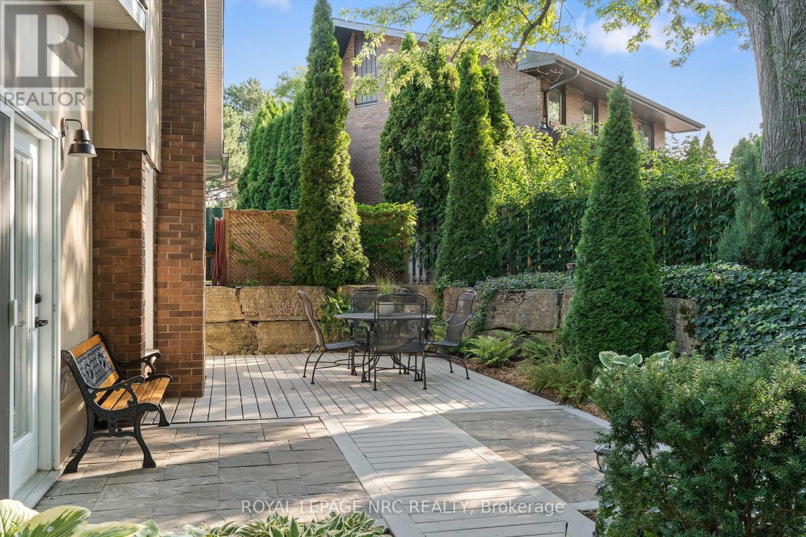 42 The Cedars, St. Catharines, Ontario  L2M 6M8 - Photo 41 - X12544180