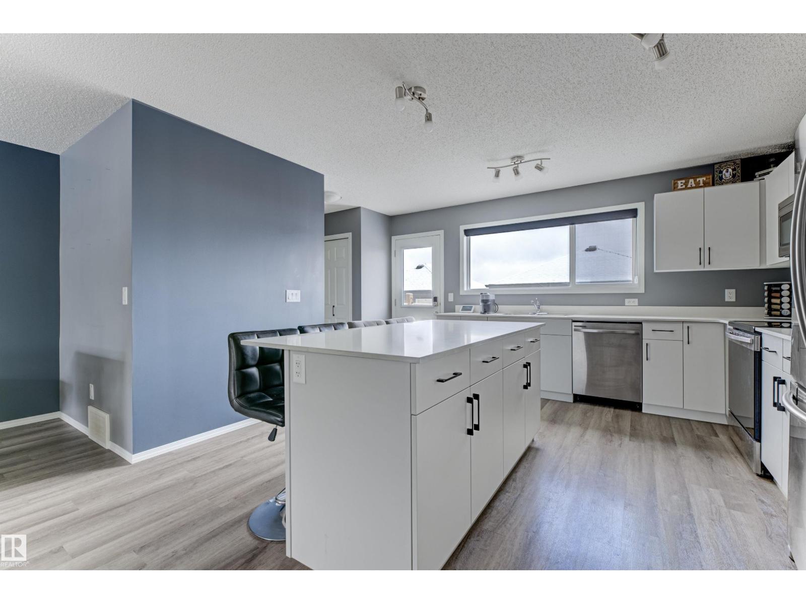 2095 Graydon Hill Cr Sw Sw, Edmonton, Alberta  T6W 4C7 - Photo 10 - E4465218