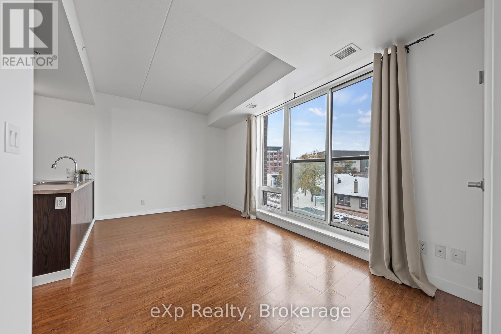 312 - 5 Gordon Street, Guelph, Ontario  N1H 4G8 - Photo 34 - X12544122