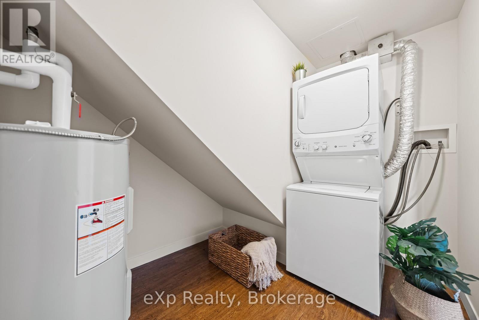 312 - 5 Gordon Street, Guelph, Ontario  N1H 4G8 - Photo 41 - X12544122