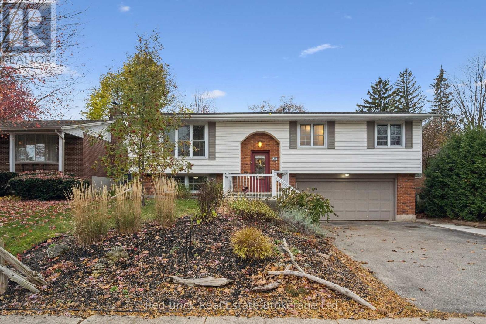 54 SHERWOOD DRIVE W, Guelph, Ontario