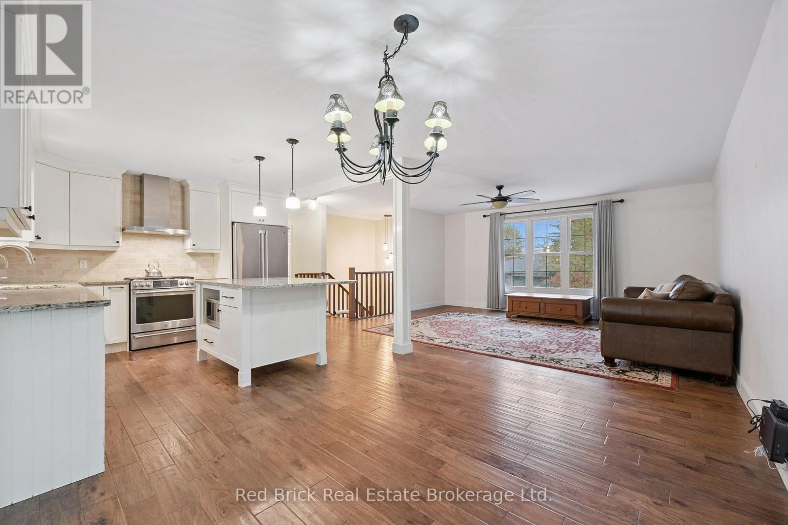 54 Sherwood Drive W, Guelph, Ontario  N1E 1R6 - Photo 12 - X12544162