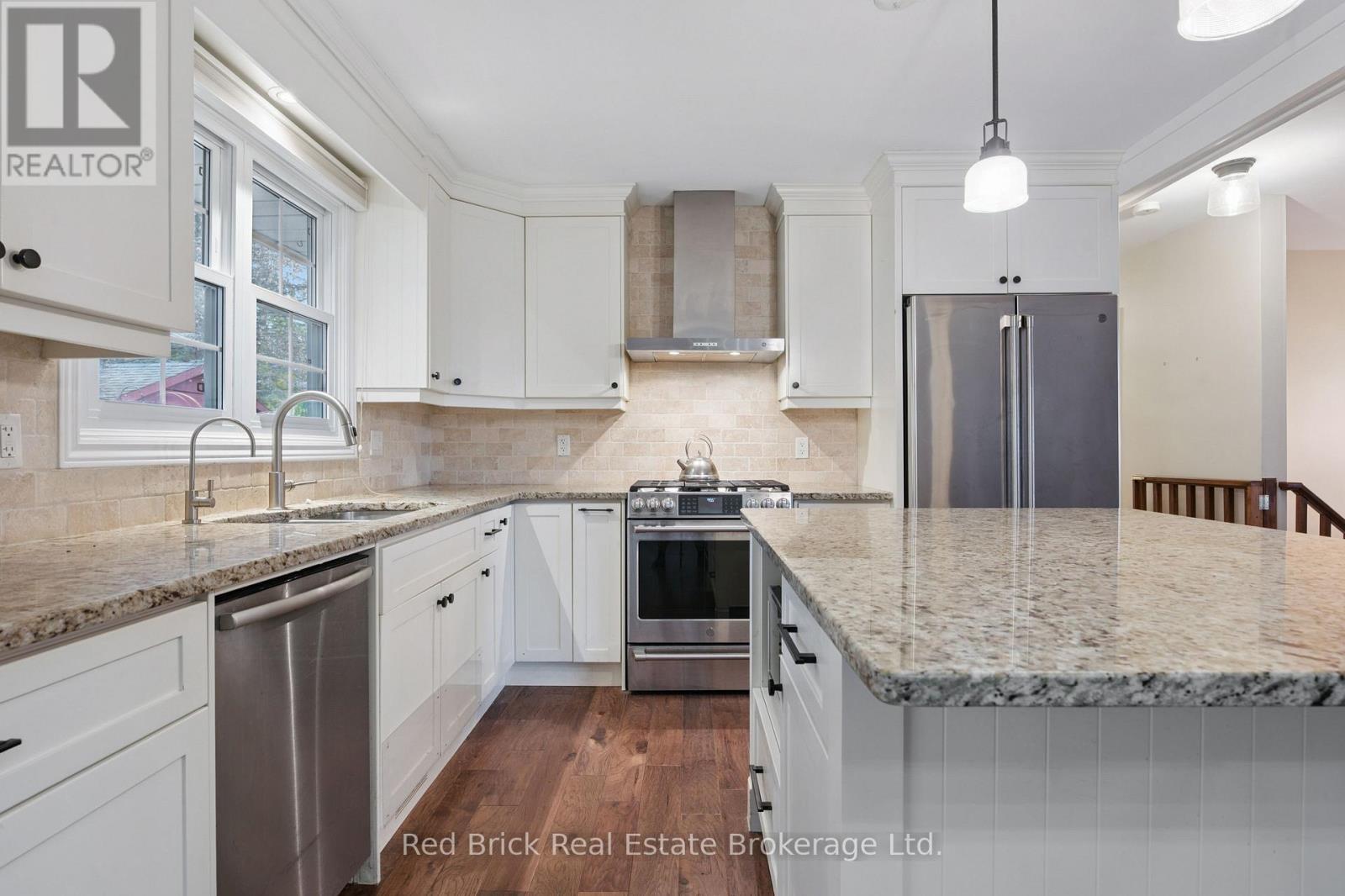 54 Sherwood Drive W, Guelph, Ontario  N1E 1R6 - Photo 14 - X12544162