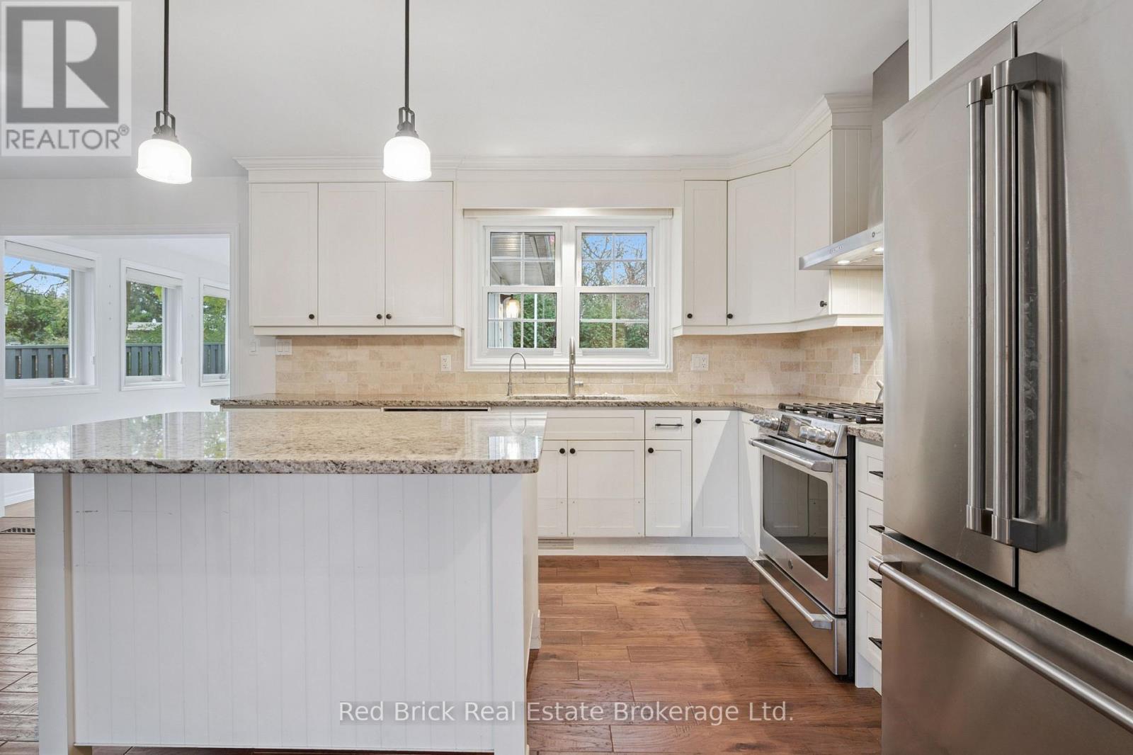 54 Sherwood Drive W, Guelph, Ontario  N1E 1R6 - Photo 17 - X12544162