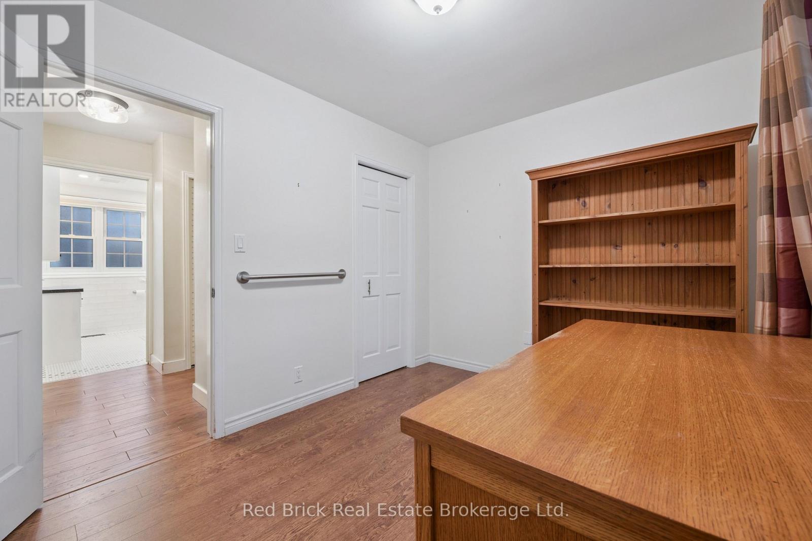 54 Sherwood Drive W, Guelph, Ontario  N1E 1R6 - Photo 27 - X12544162