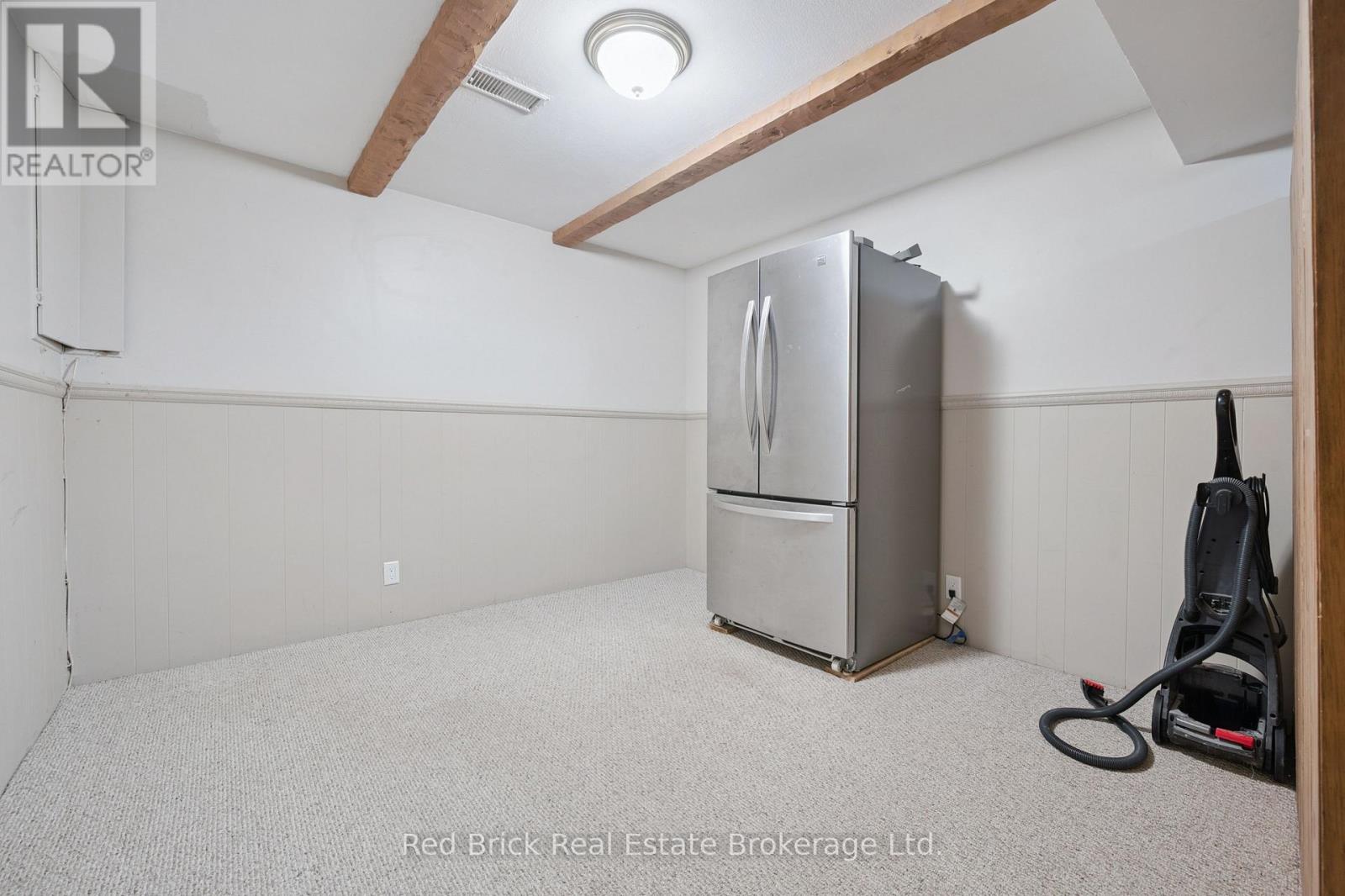 54 Sherwood Drive W, Guelph, Ontario  N1E 1R6 - Photo 33 - X12544162