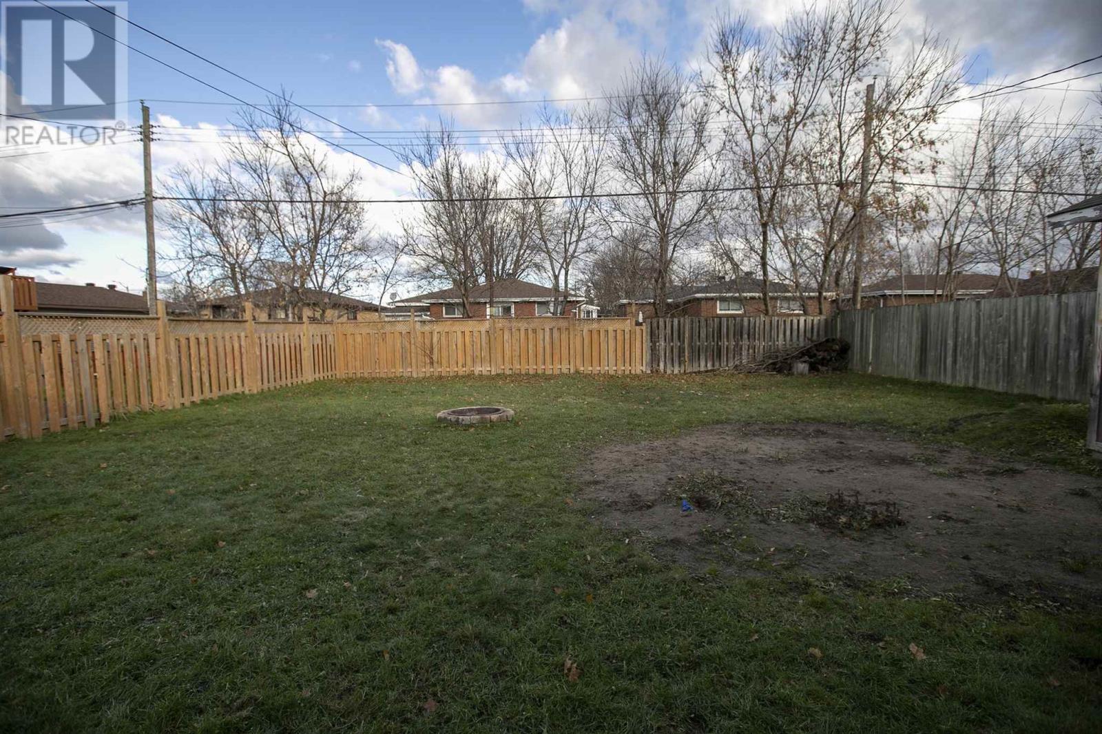 26 Digby Cres, Sault Ste. Marie, Ontario P6C 2R7 - Photo 9 - SM253264