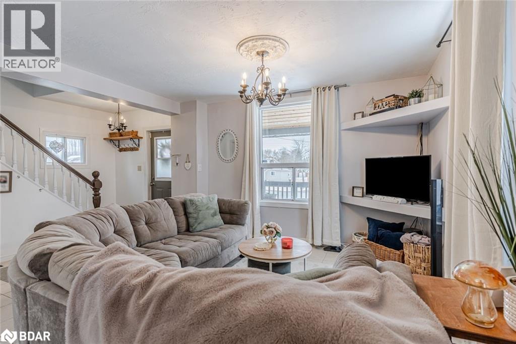 408 Regent Street, Orillia, Ontario L3V 4C9 - Photo 2 - 40787131