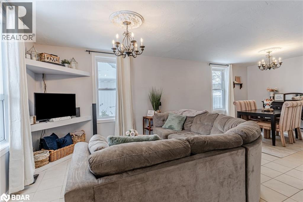 408 Regent Street, Orillia, Ontario L3V 4C9 - Photo 3 - 40787131