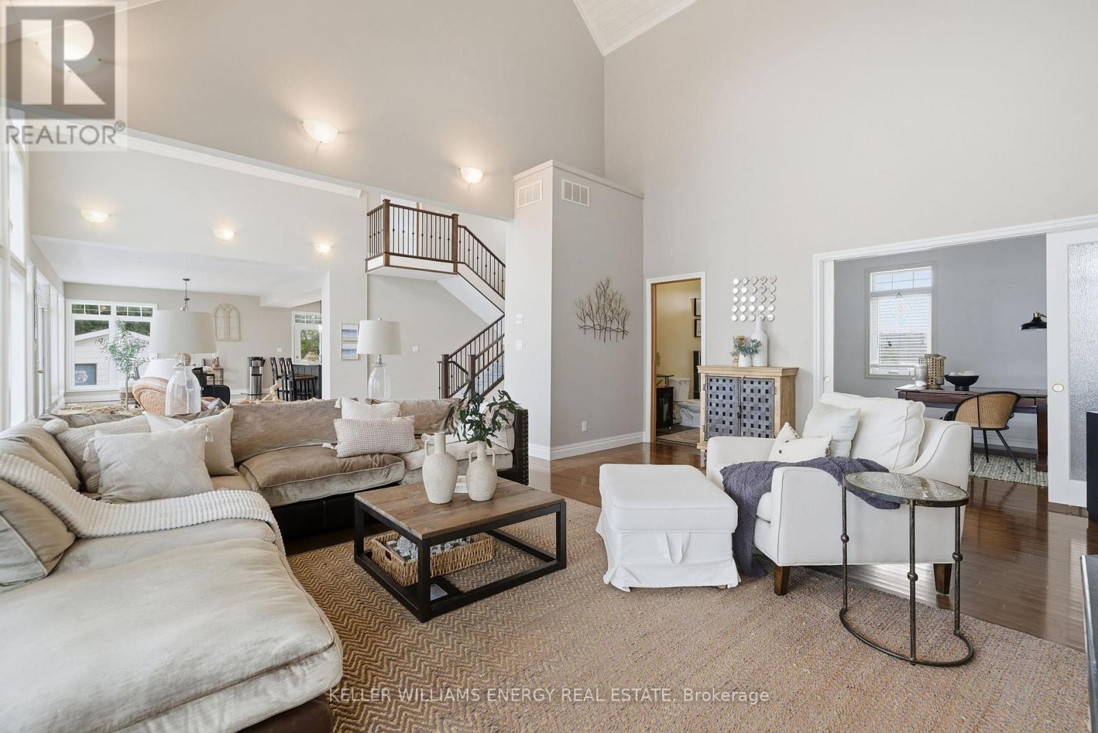 7 Peninsula Drive, Kawartha Lakes, Ontario  K9J 6X3 - Photo 17 - X12542164