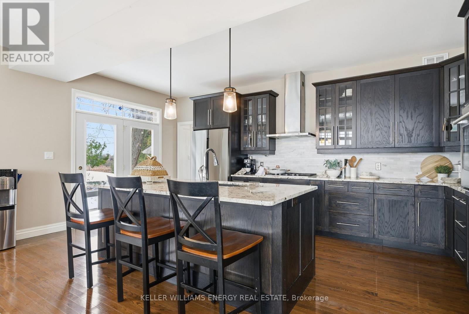 7 Peninsula Drive, Kawartha Lakes, Ontario  K9J 6X3 - Photo 6 - X12542164