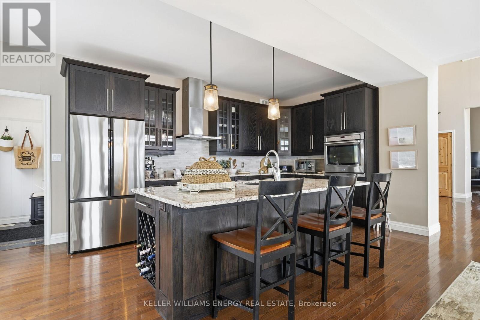 7 Peninsula Drive, Kawartha Lakes, Ontario  K9J 6X3 - Photo 5 - X12542164