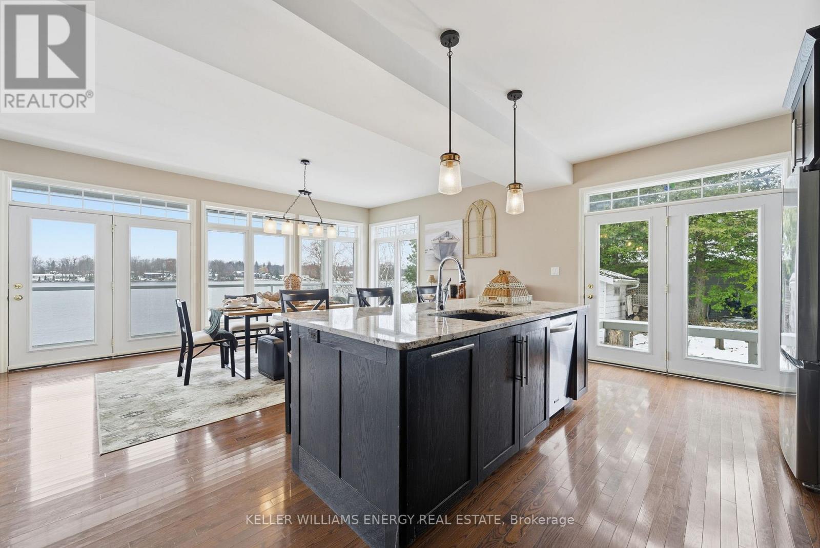 7 Peninsula Drive, Kawartha Lakes, Ontario  K9J 6X3 - Photo 9 - X12542164