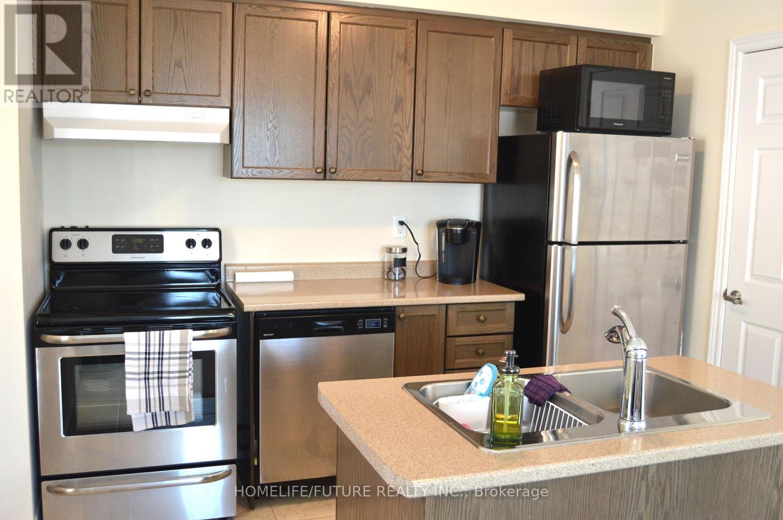 2812 Donald Cousens Parkway, Markham, Ontario  L6B 1H2 - Photo 5 - N12538348