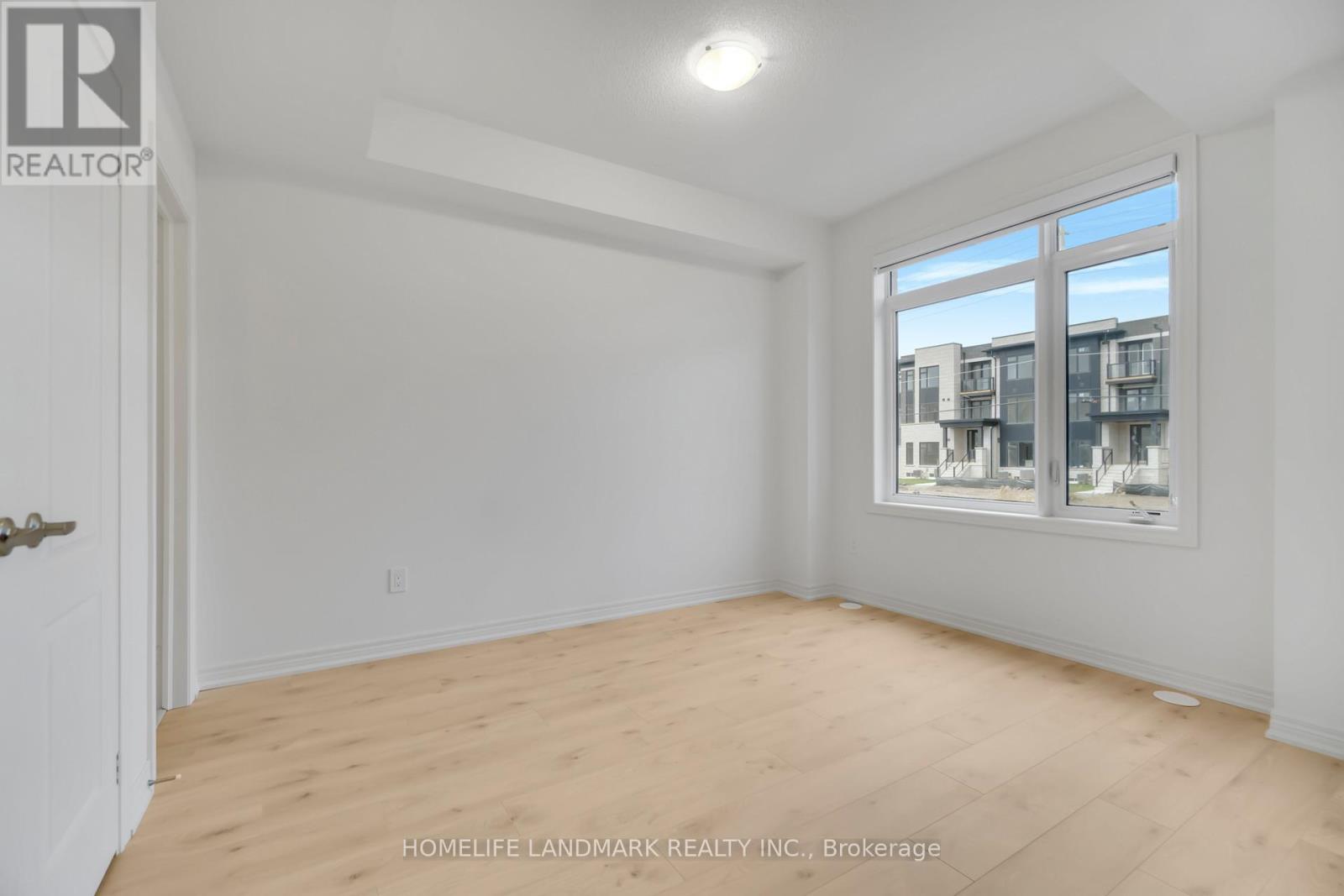 3210 Sixth Line, Oakville, Ontario  L6M 5T2 - Photo 4 - W12501106