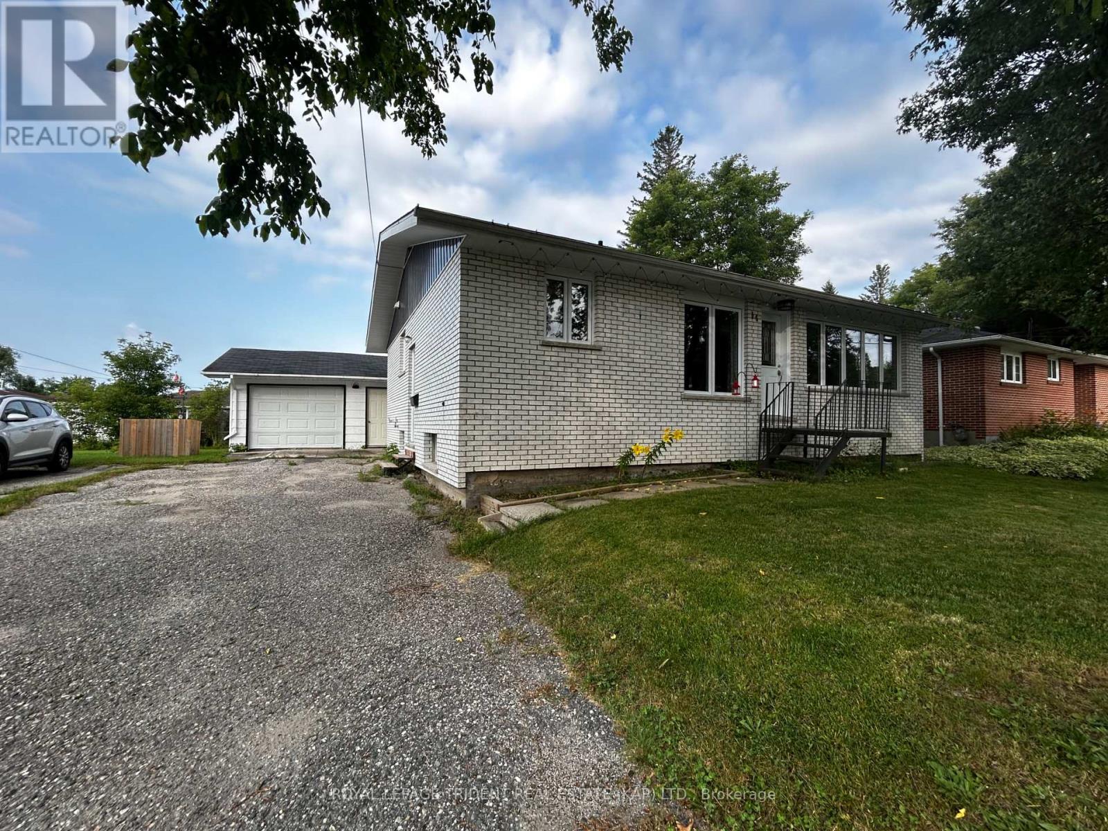 14 NIAGARA STREET W, Kapuskasing, Ontario