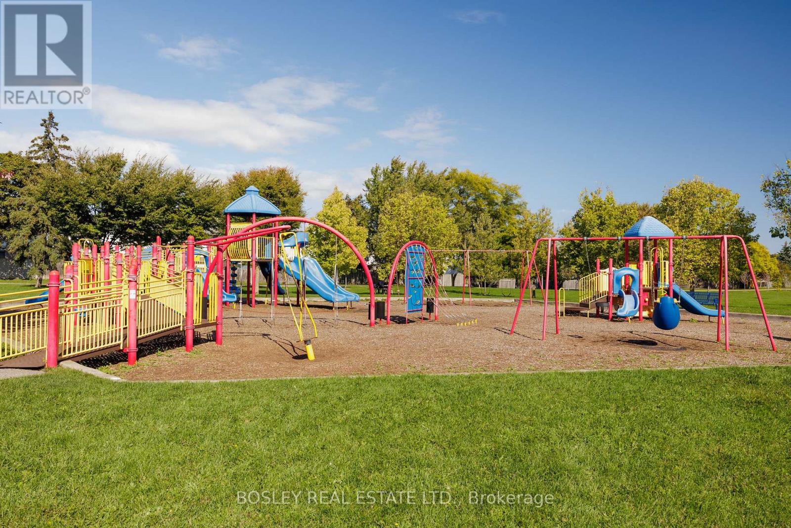 16 Grand River Court, Brampton, Ontario  L6S 2J8 - Photo 41 - W12542004