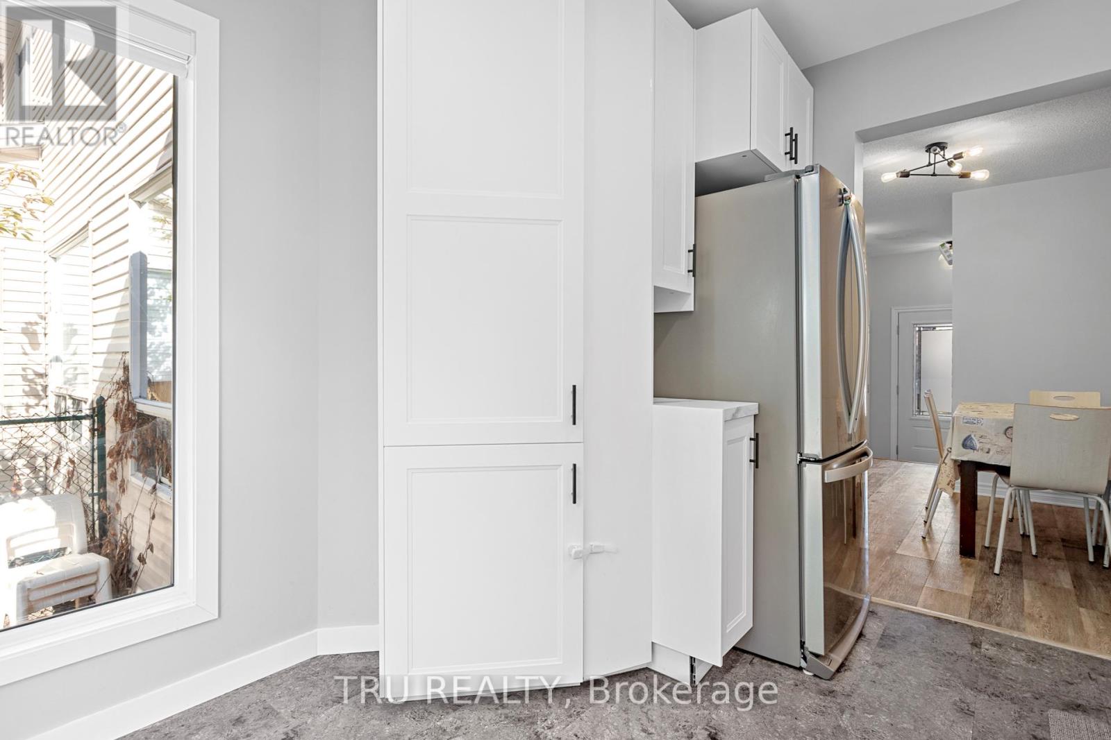 244 Stoneway Drive, Ottawa, Ontario  K2G 6A8 - Photo 11 - X12500422