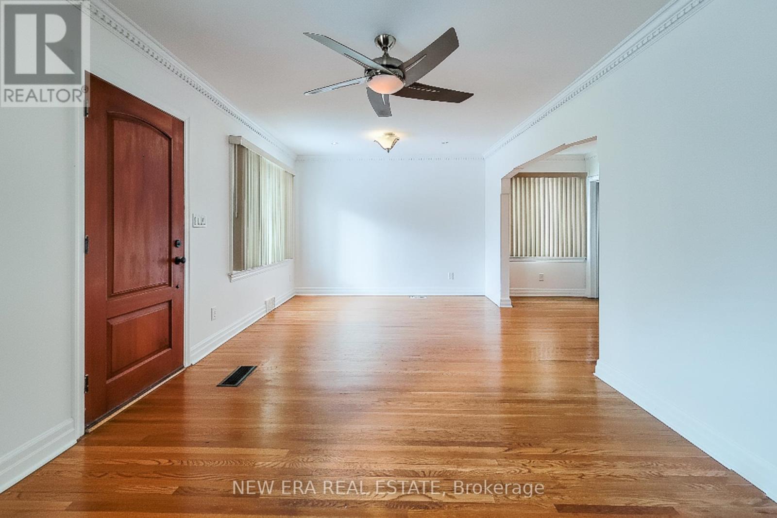 38 Haig Street, St. Catharines, Ontario L2R 2K8 - Photo 11 - X12538640