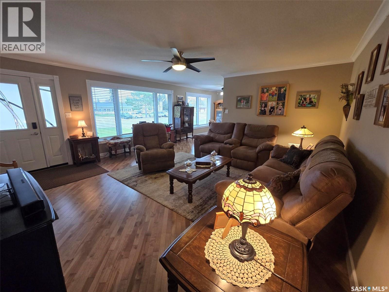 718 Stella Street, Grenfell, Saskatchewan  S0G 2B0 - Photo 7 - SK021349