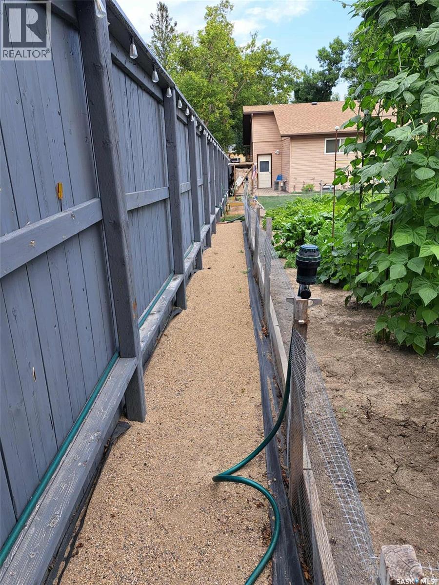 718 Stella Street, Grenfell, Saskatchewan  S0G 2B0 - Photo 49 - SK021349