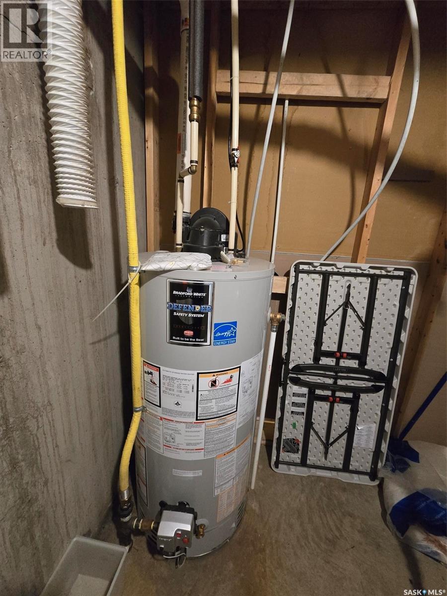 718 Stella Street, Grenfell, Saskatchewan  S0G 2B0 - Photo 32 - SK021349