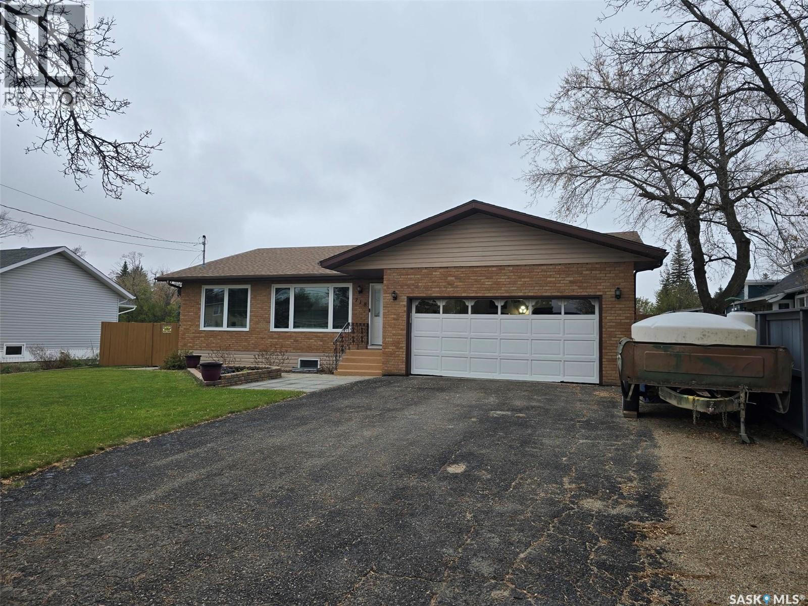 718 Stella Street, Grenfell, Saskatchewan  S0G 2B0 - Photo 41 - SK021349