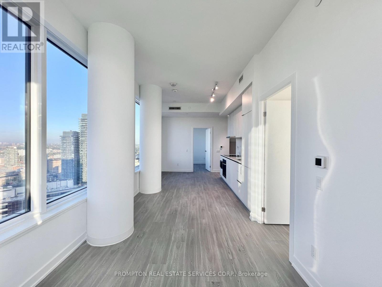 5215 - 8 Wellesley Street W, Toronto, Ontario  M4Y 0J5 - Photo 10 - C12544148