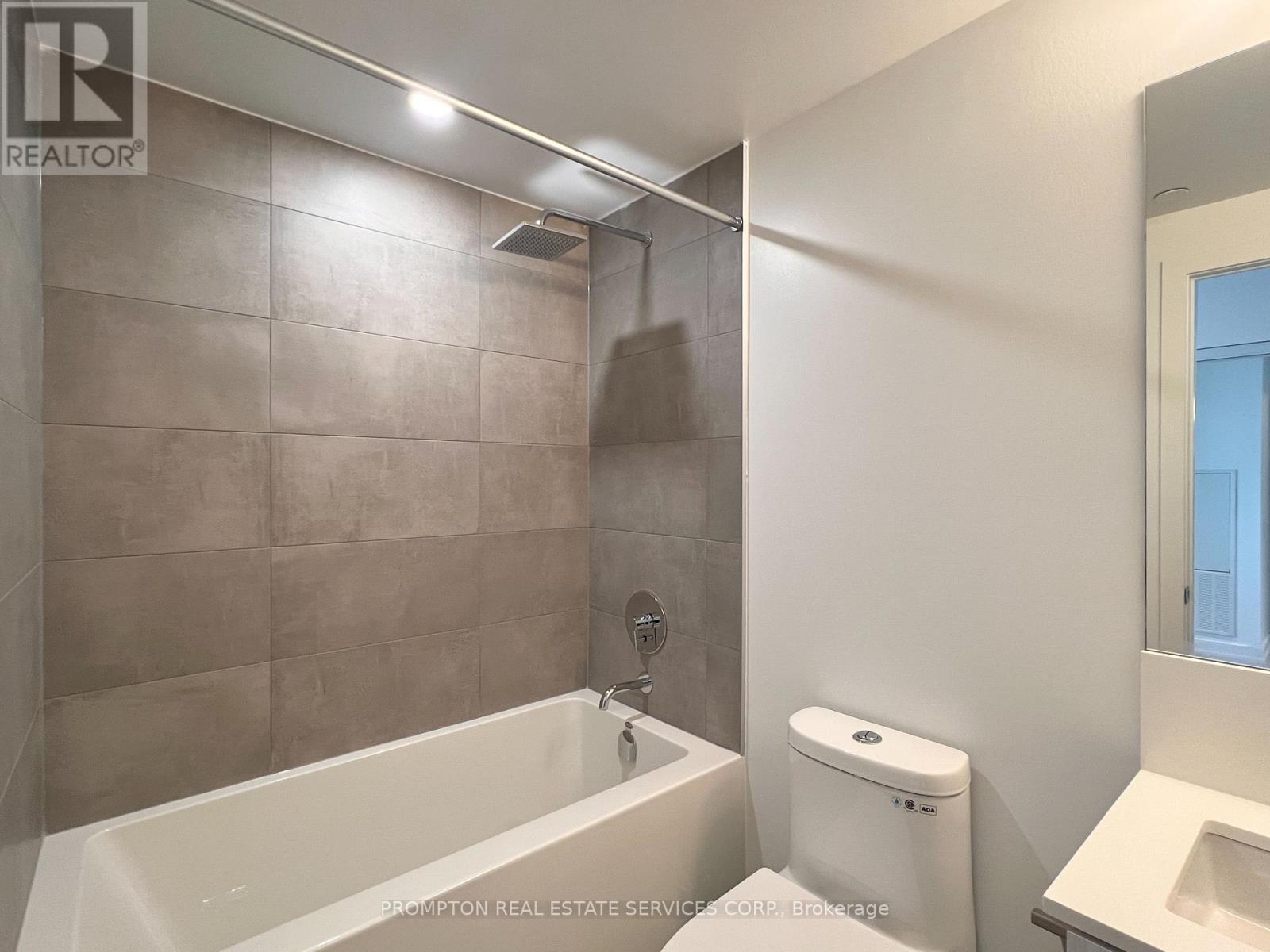 5215 - 8 Wellesley Street W, Toronto, Ontario  M4Y 0J5 - Photo 27 - C12544148
