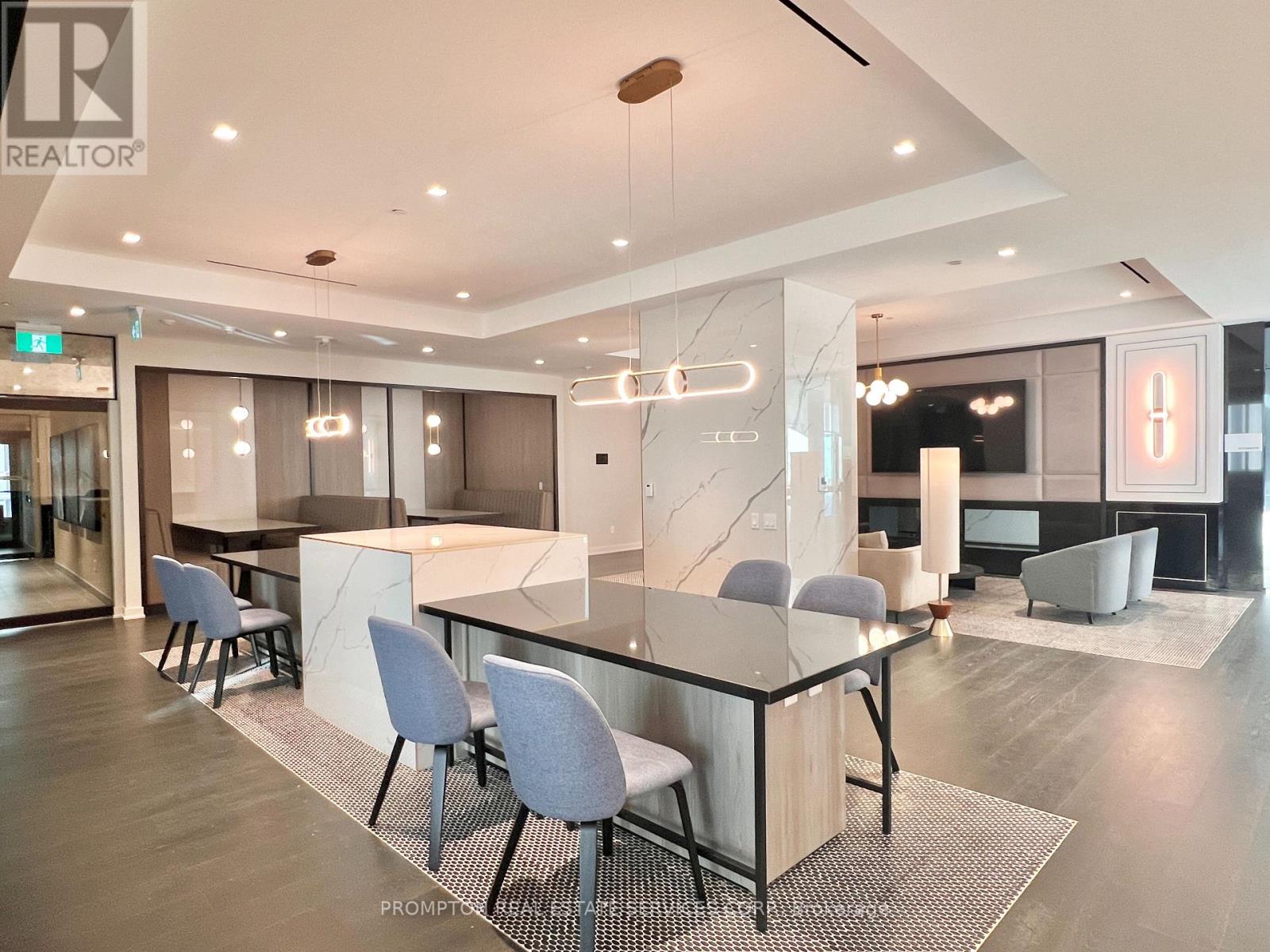 5215 - 8 Wellesley Street W, Toronto, Ontario  M4Y 0J5 - Photo 42 - C12544148