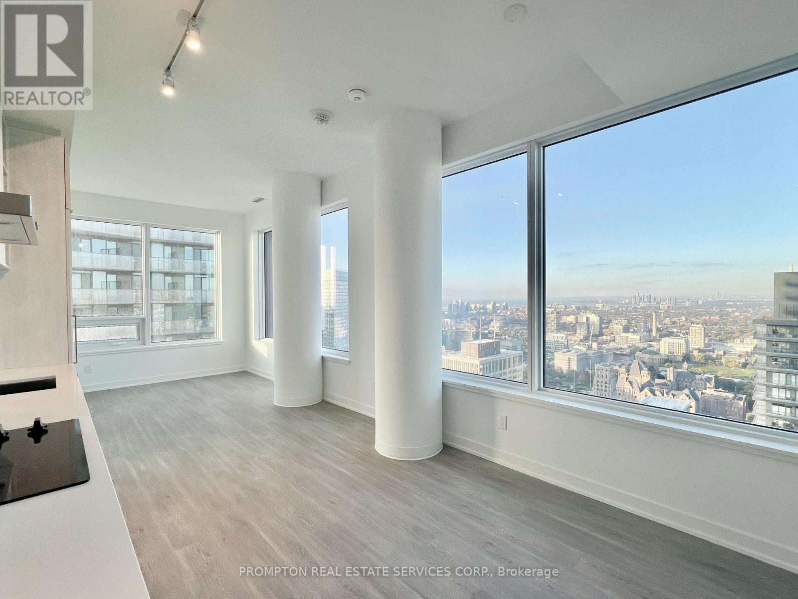 5215 - 8 Wellesley Street W, Toronto, Ontario  M4Y 0J5 - Photo 6 - C12544148