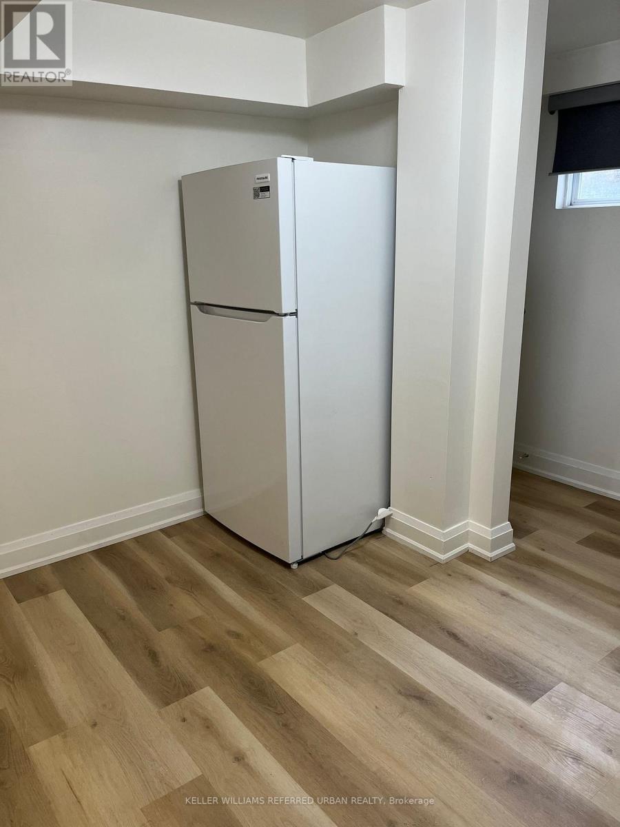 1 - 98 Frontenac Avenue, Toronto, Ontario  M5N 1Z9 - Photo 16 - C12544154