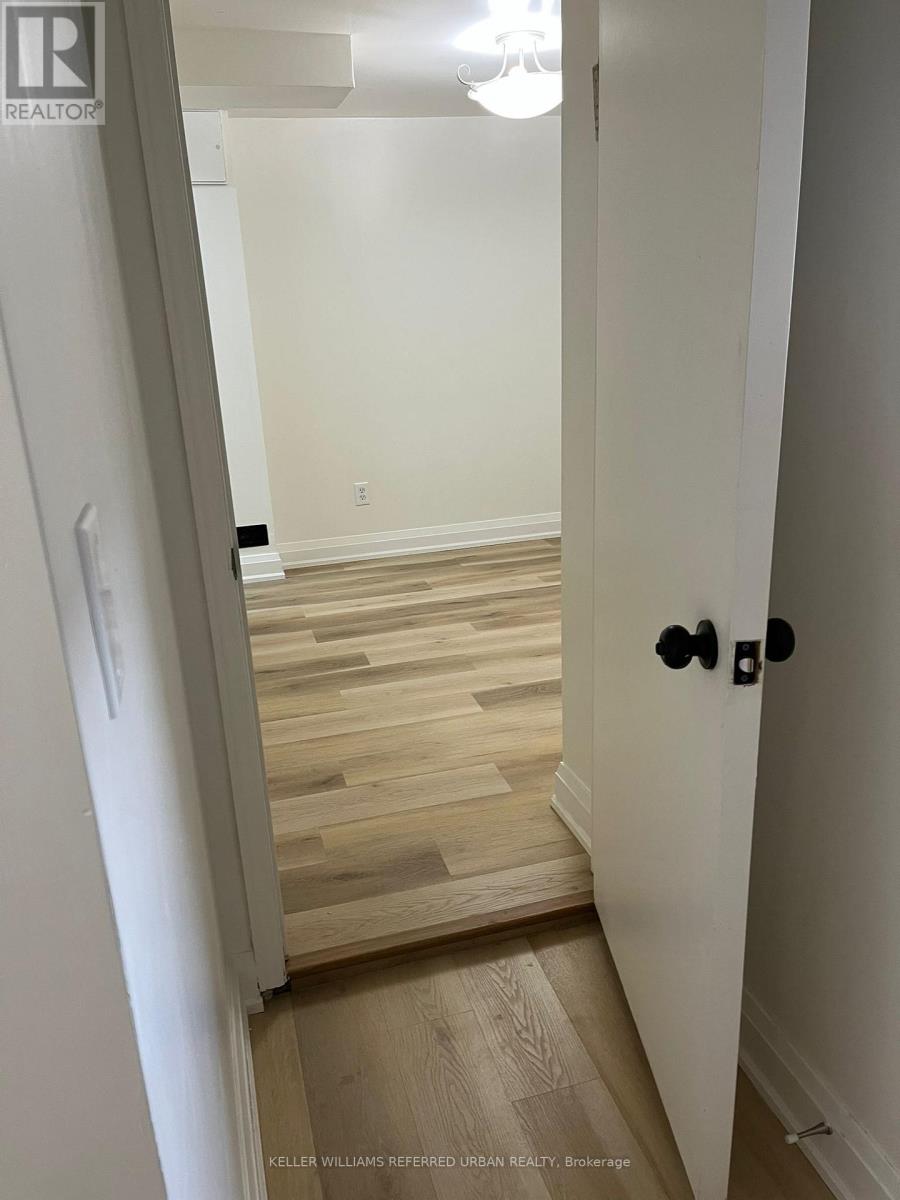 1 - 98 Frontenac Avenue, Toronto, Ontario  M5N 1Z9 - Photo 21 - C12544154