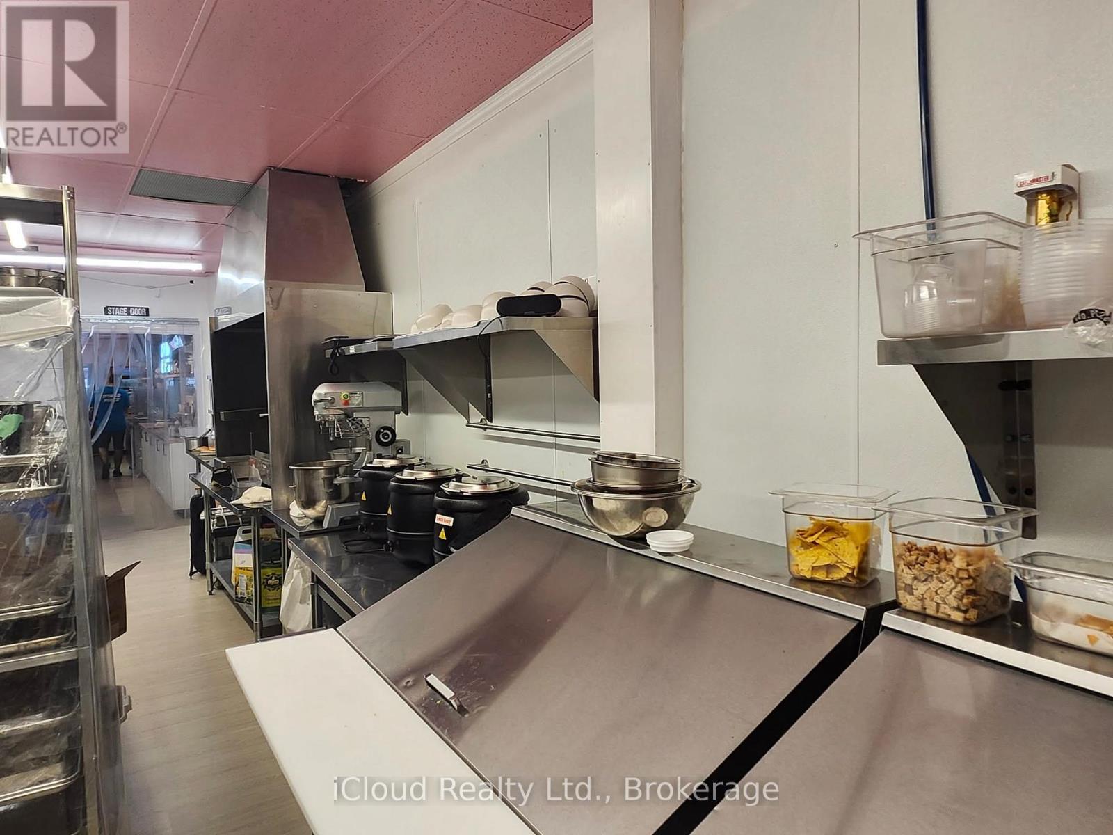 993 Bloor Street W, Toronto, Ontario  M6H 1M1 - Photo 17 - C12544160