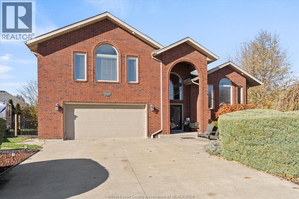 1410 Mcmahon Crescent, Lakeshore, Ontario  N8L 0R1 - Photo 3 - 25028788