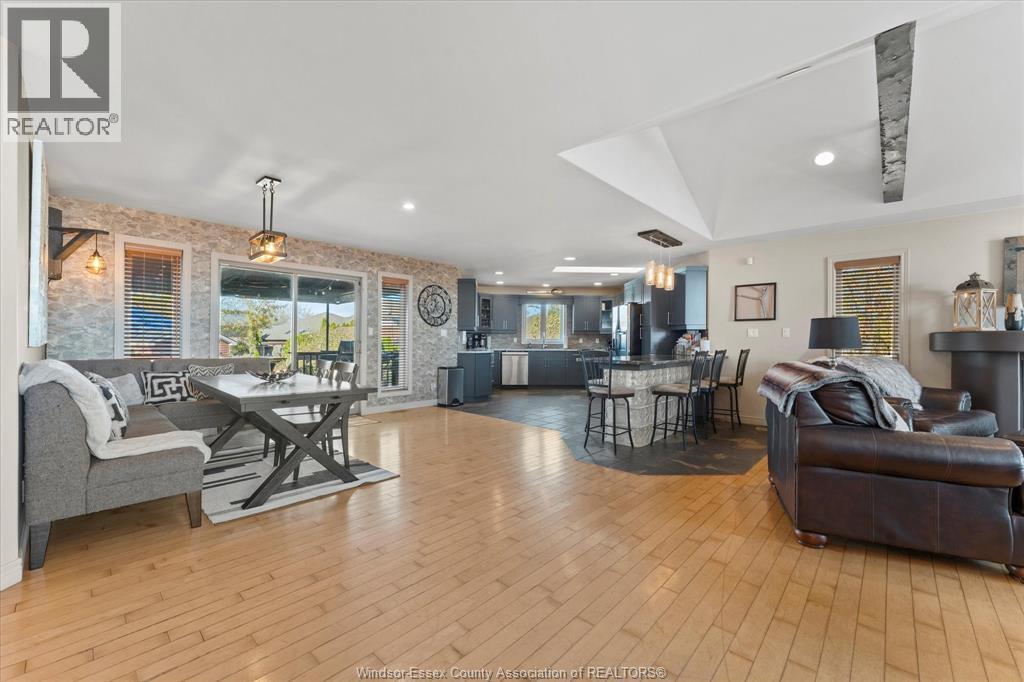 1410 Mcmahon Crescent, Lakeshore, Ontario  N8L 0R1 - Photo 6 - 25028788