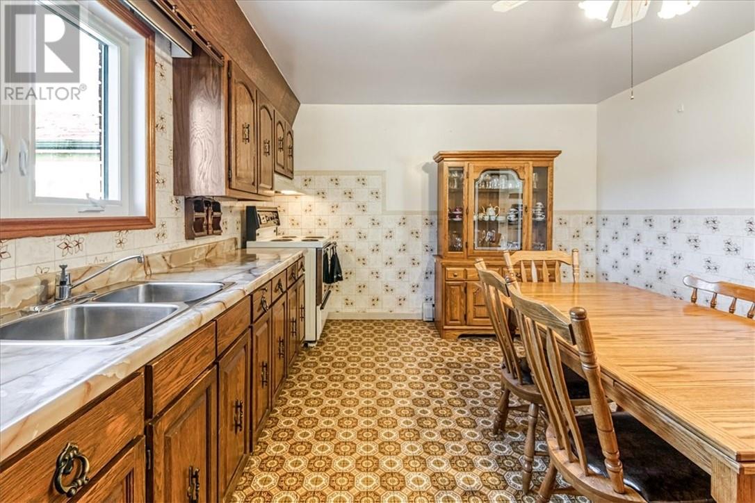 63 Logan Avenue, Sudbury, Ontario  P3C 3C8 - Photo 4 - 2125622