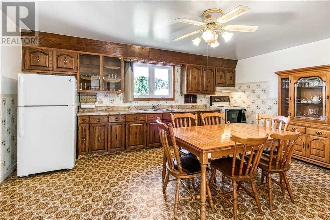 63 Logan Avenue, Sudbury, Ontario  P3C 3C8 - Photo 3 - 2125622